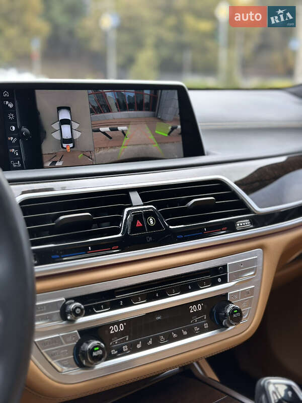 Седан BMW 7 Series 2017 в Харкові