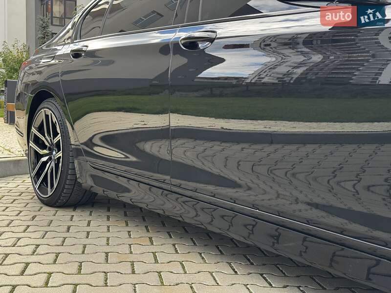 Седан BMW 7 Series 2019 в Ивано-Франковске фото 34 Седан BMW 7 Series 2019 в Ивано-Франковске