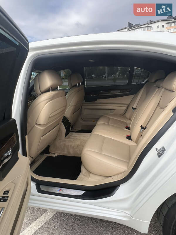 Седан BMW 7 Series 2013 в Івано-Франківську фото 12 Седан BMW 7 Series 2013 в Івано-Франківську