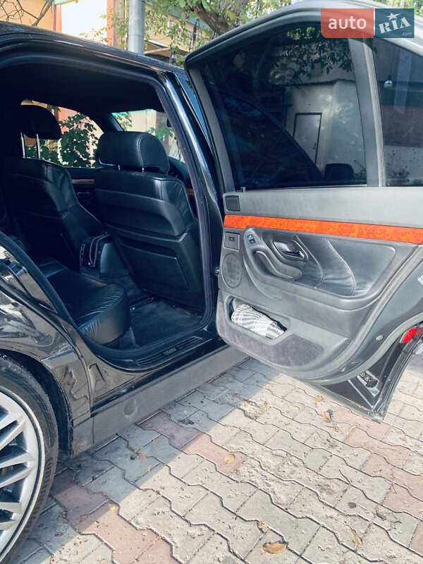 Седан BMW 7 Series 1996 в Днепре