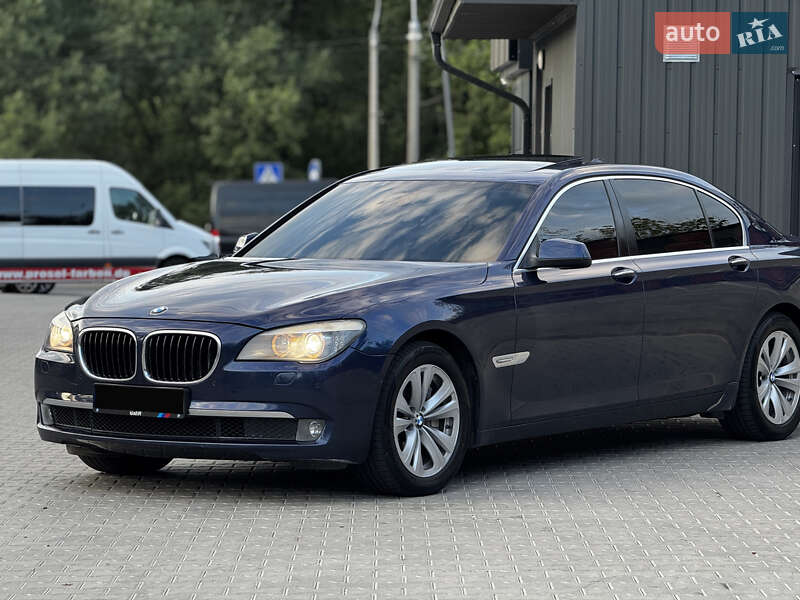 BMW 7 Series 2011
