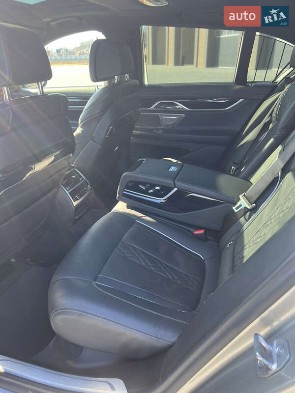 Седан BMW 7 Series 2021 в Чернівцях фото 33 Седан BMW 7 Series 2021 в Чернівцях