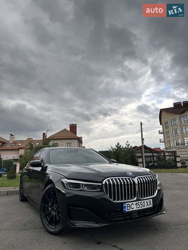 Седан BMW 7 Series 2017 в Шептицькому