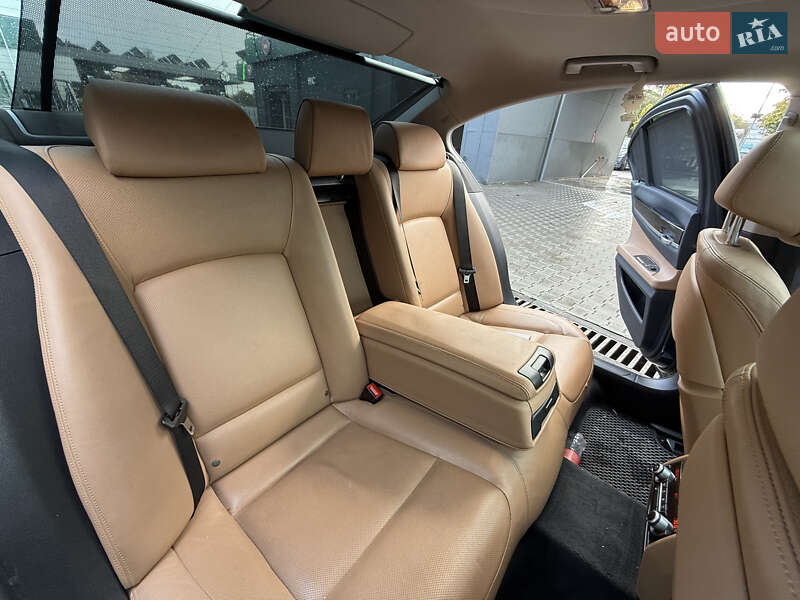 Седан BMW 7 Series 2013 в Черновцах