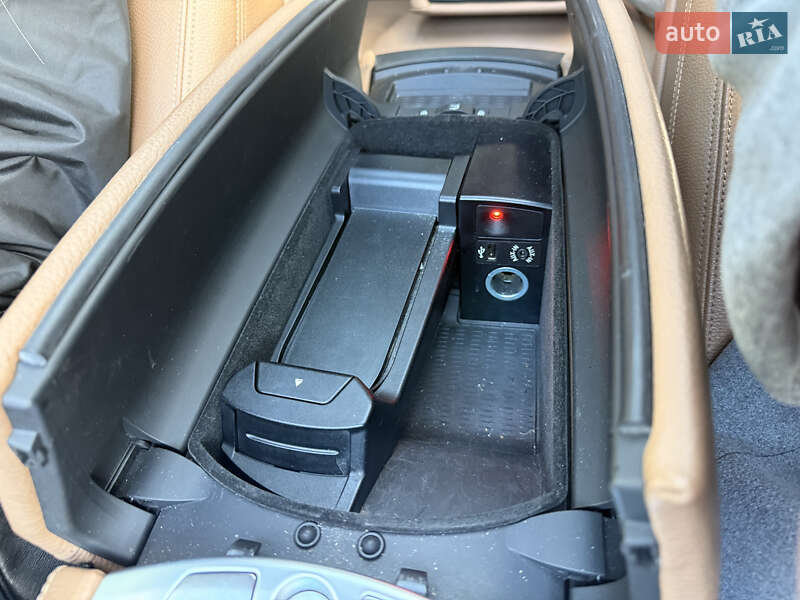 Седан BMW 7 Series 2013 в Черновцах
