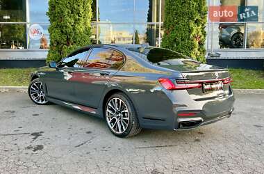 Седан BMW 7 Series 2022 в 
