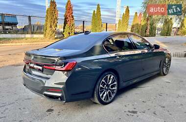 Седан BMW 7 Series 2022 в 