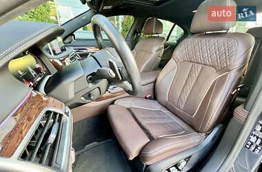 Седан BMW 7 Series 2022 в 