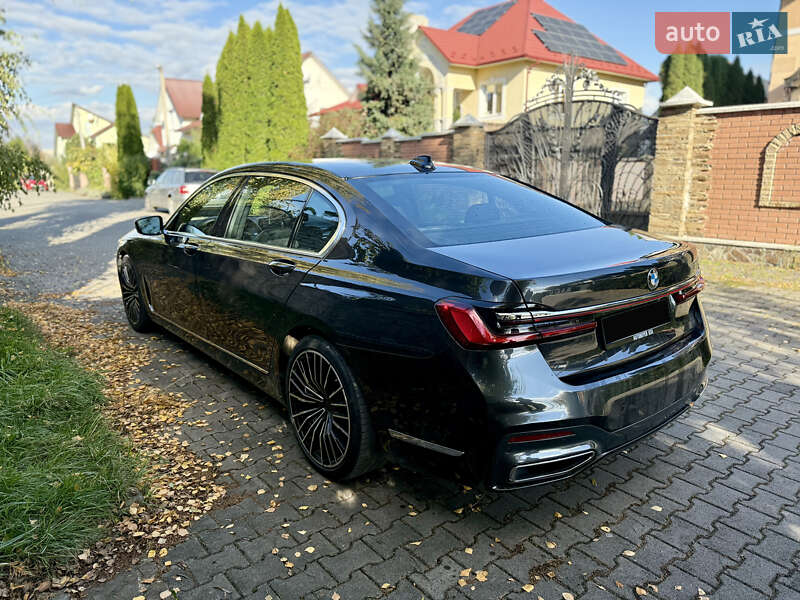 Седан BMW 7 Series 2019 в Киеве