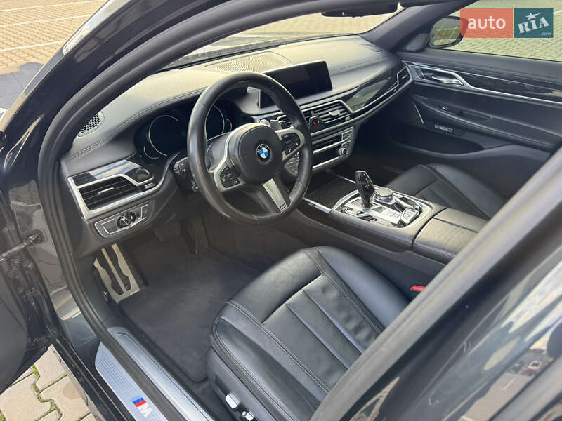 Седан BMW 7 Series 2016 в Ивано-Франковске