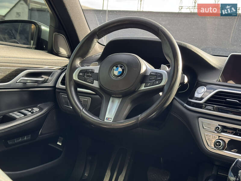 Седан BMW 7 Series 2016 в Ивано-Франковске