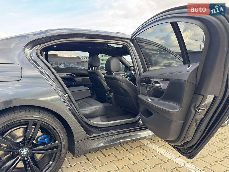 Седан BMW 7 Series 2016 в Ивано-Франковске