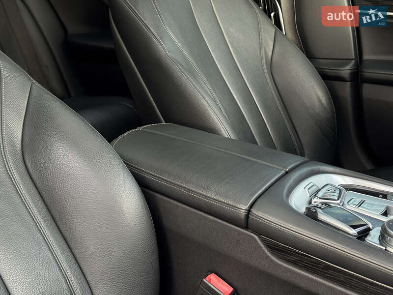 Седан BMW 7 Series 2016 в Ивано-Франковске