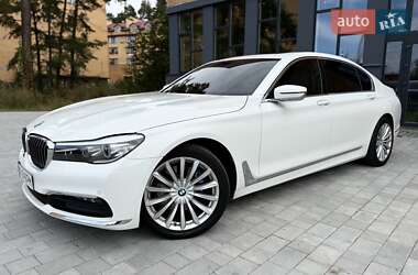 Седан BMW 7 Series 2016 в Нетешине