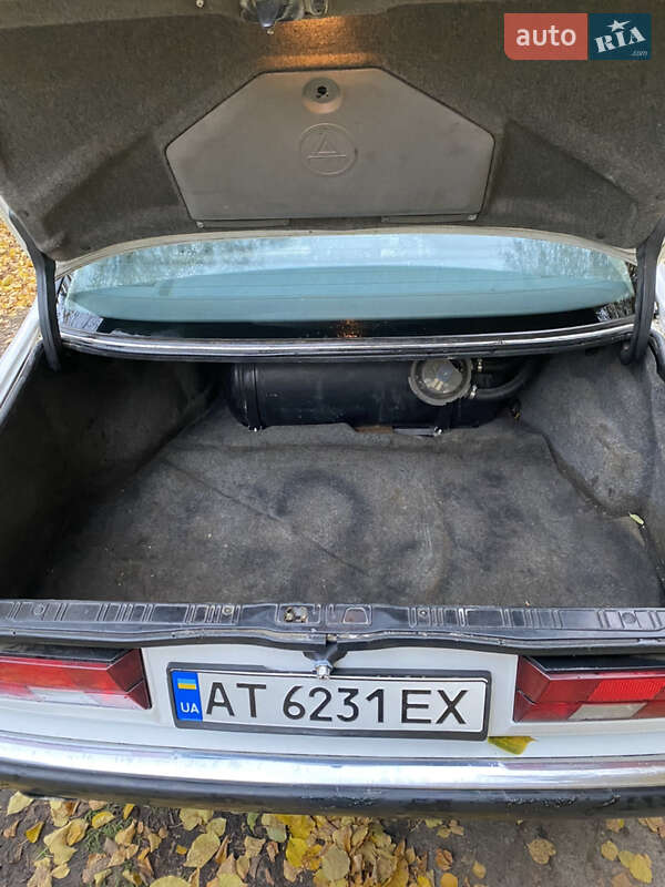 Седан BMW 7 Series 1991 в Коломиї