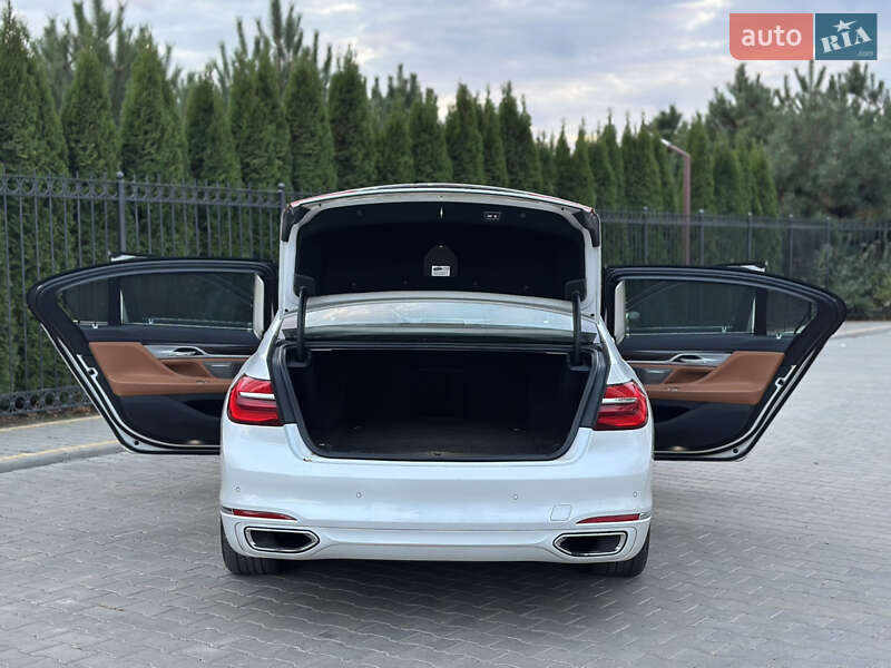 Седан BMW 7 Series 2017 в Одесі
