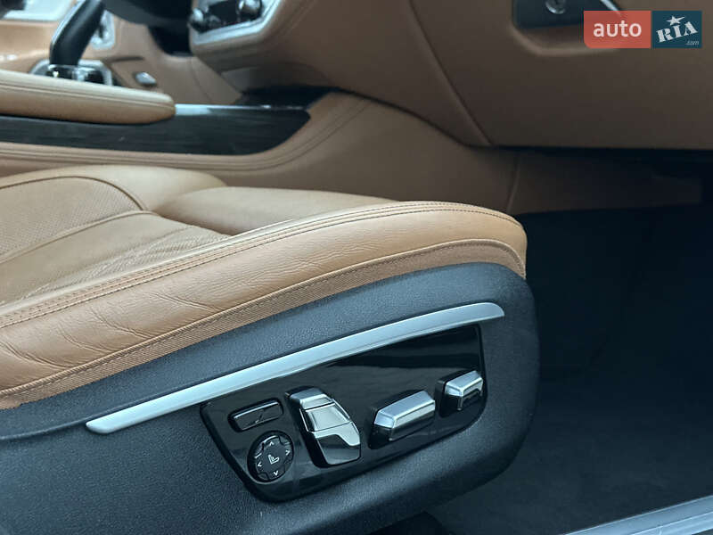 Седан BMW 7 Series 2017 в Одесі