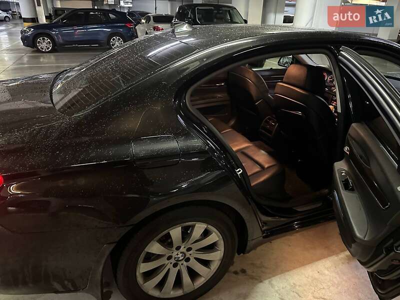 Седан BMW 7 Series 2009 в Киеве