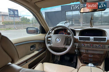 Седан BMW 7 Series 2004 в  фото 19 Седан BMW 7 Series 2004 в