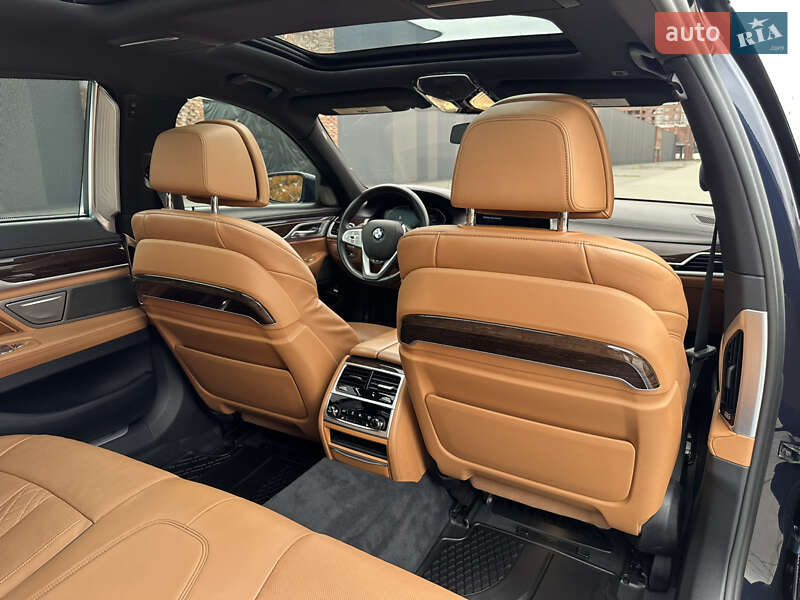 Седан BMW 7 Series 2019 в Хмельницком фото 59 Седан BMW 7 Series 2019 в Хмельницком