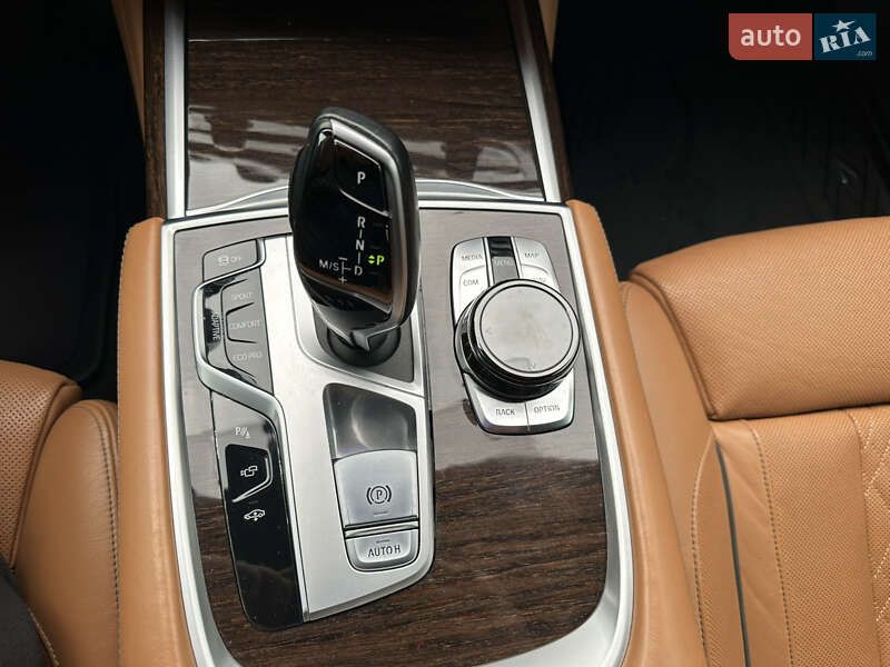 Седан BMW 7 Series 2019 в Хмельницком фото 72 Седан BMW 7 Series 2019 в Хмельницком
