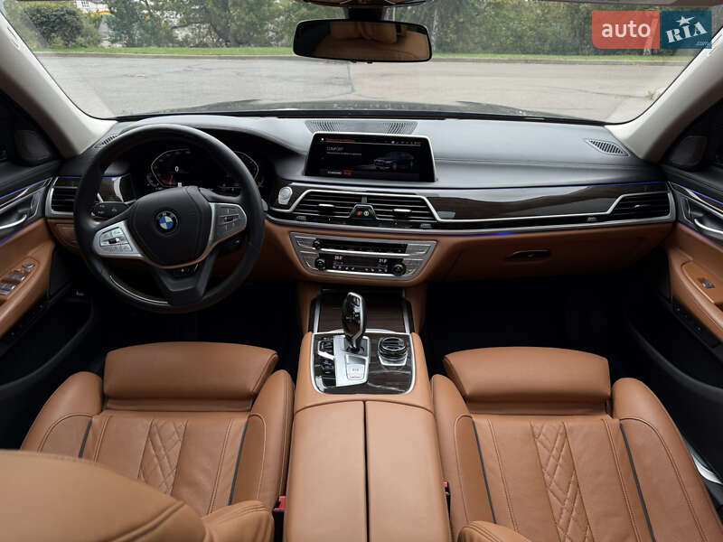 Седан BMW 7 Series 2020 в Киеве фото 18 Седан BMW 7 Series 2020 в Киеве