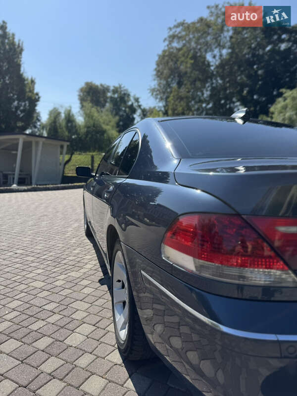Седан BMW 7 Series 2006 в Городенке