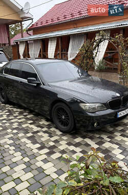 Седан BMW 7 Series 2005 в  Седан BMW 7 Series 2005 в