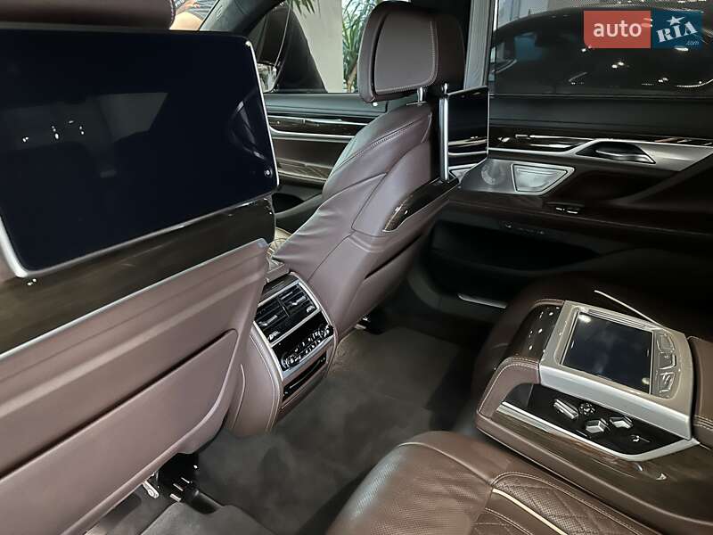 Седан BMW 7 Series 2021 в Киеве фото 19 Седан BMW 7 Series 2021 в Киеве