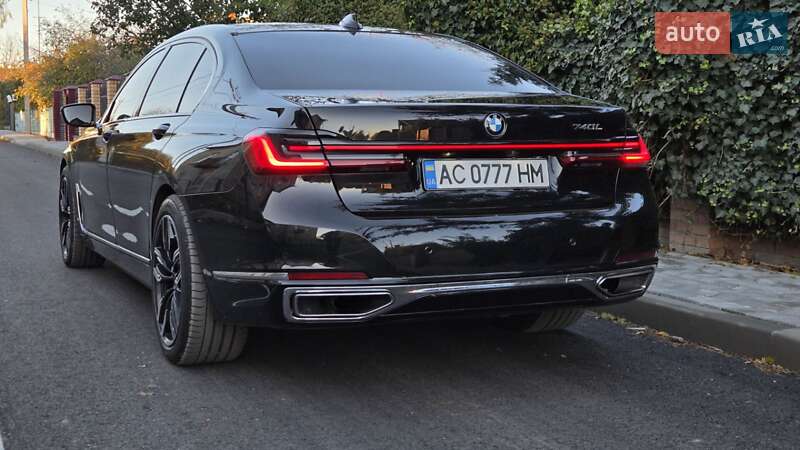Седан BMW 7 Series 2019 в Луцке