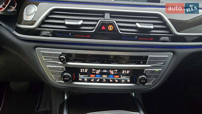 Седан BMW 7 Series 2019 в Луцке