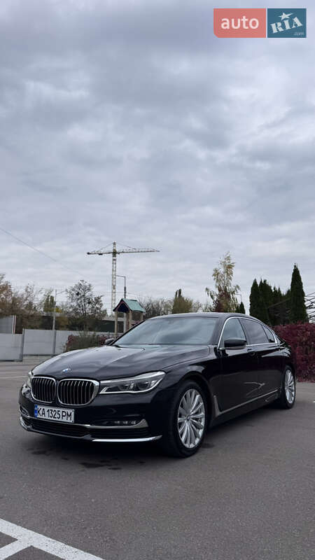 Седан BMW 7 Series 2018 в Киеве фото 2 Седан BMW 7 Series 2018 в Киеве