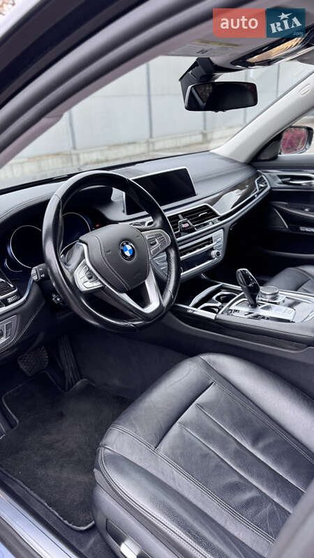 Седан BMW 7 Series 2018 в Киеве фото 11 Седан BMW 7 Series 2018 в Киеве