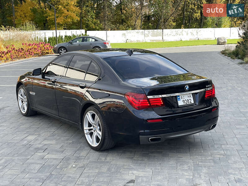 Седан BMW 7 Series 2013 в Луцке