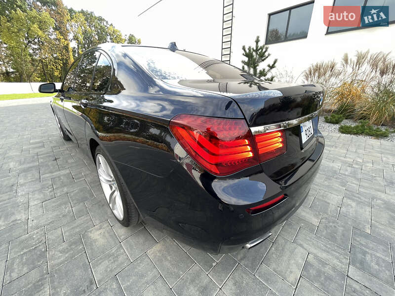 Седан BMW 7 Series 2013 в Луцке