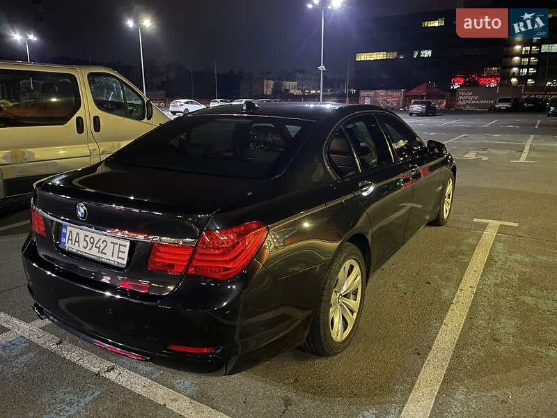 Седан BMW 7 Series 2011 в Києві