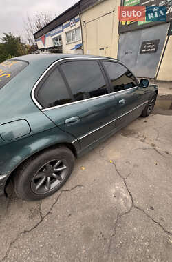 Седан BMW 7 Series 1995 в 