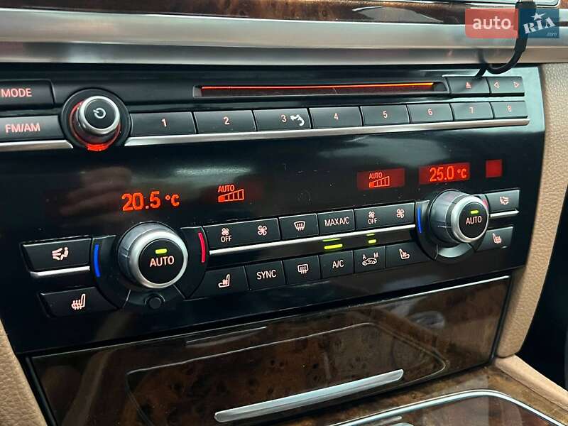 Седан BMW 7 Series 2014 в Киеве фото 36 Седан BMW 7 Series 2014 в Киеве