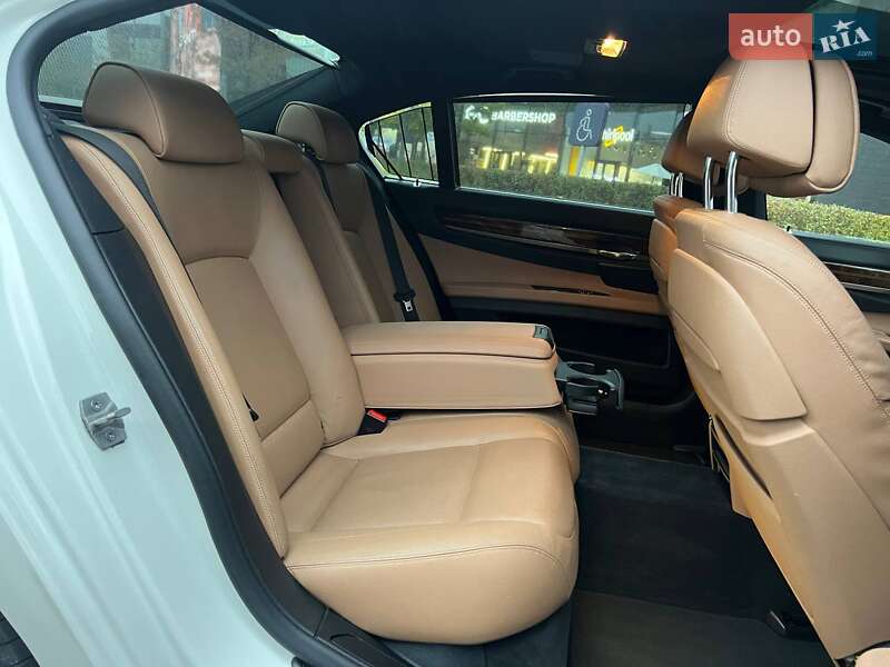 Седан BMW 7 Series 2014 в Киеве фото 14 Седан BMW 7 Series 2014 в Киеве