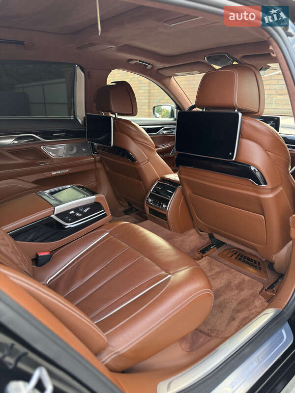 Седан BMW 7 Series 2016 в Вінниці