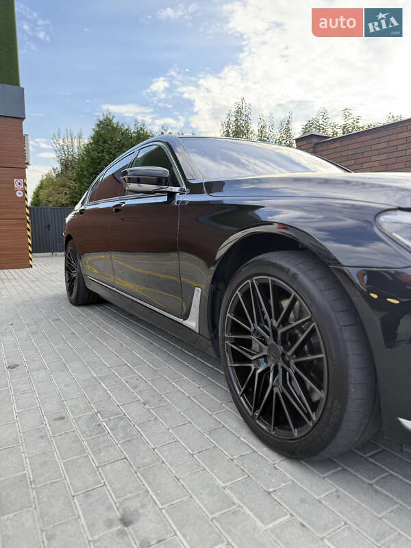 Седан BMW 7 Series 2016 в Вінниці