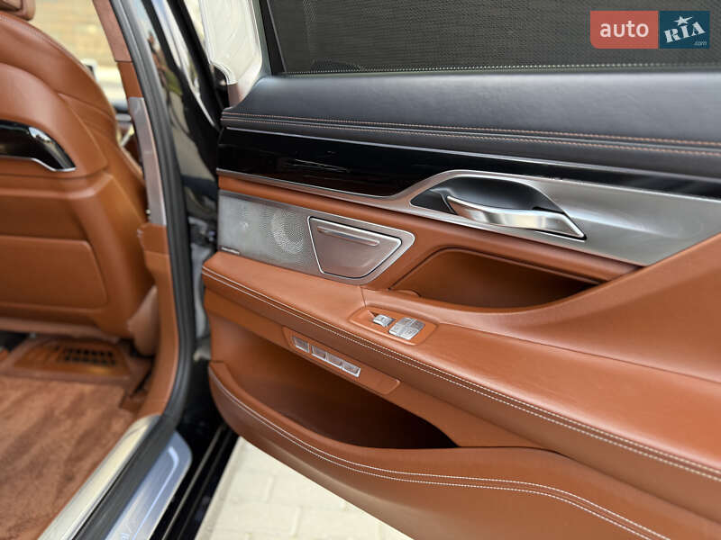 Седан BMW 7 Series 2016 в Вінниці