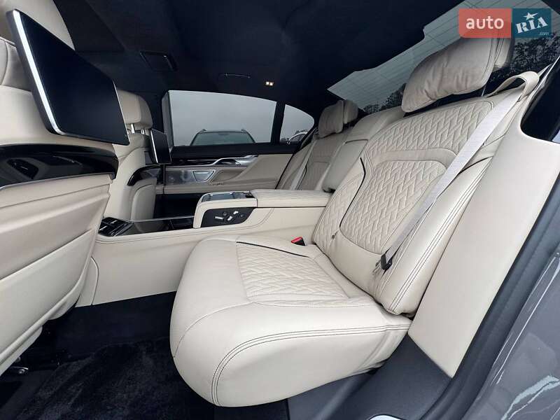 Седан BMW 7 Series 2020 в Киеве фото 41 Седан BMW 7 Series 2020 в Киеве