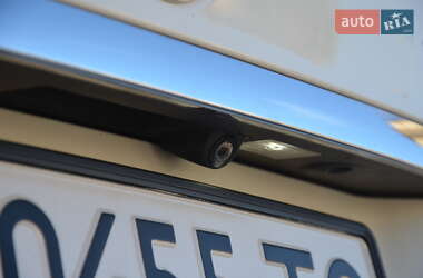 Седан BMW 7 Series 2010 в 