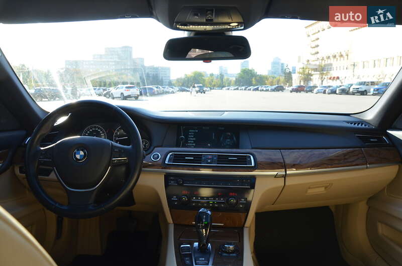 Седан BMW 7 Series 2010 в Харкові фото 80 Седан BMW 7 Series 2010 в Харкові