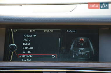 Седан BMW 7 Series 2010 в 