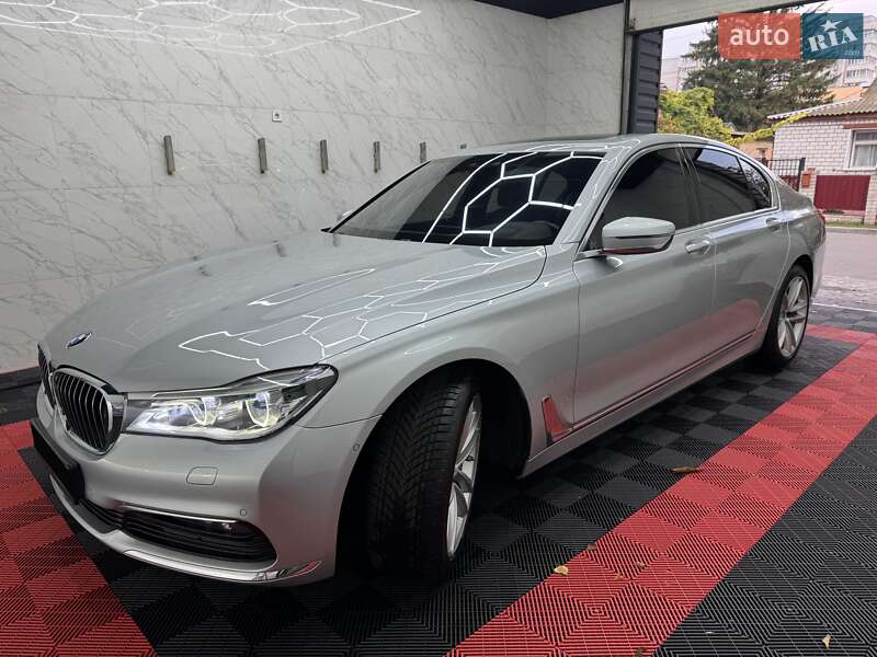 Седан BMW 7 Series 2016 в Черкассах