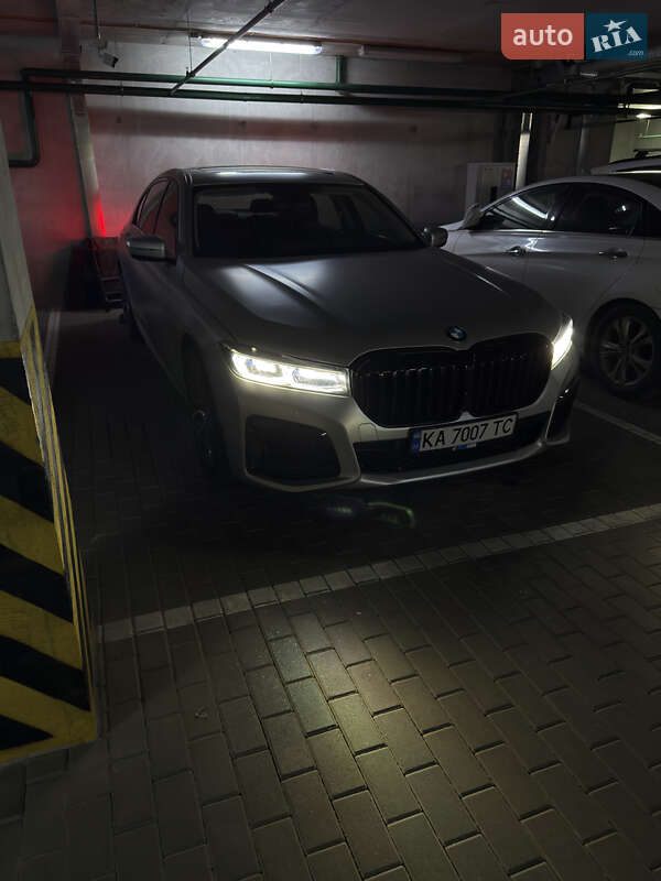 Седан BMW 7 Series 2018 в Киеве