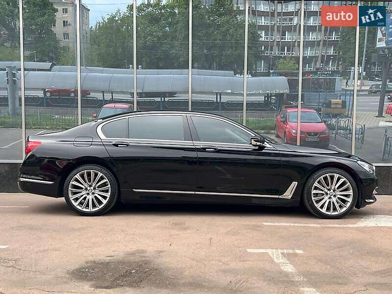 Седан BMW 7 Series 2017 в Киеве фото 3 Седан BMW 7 Series 2017 в Киеве
