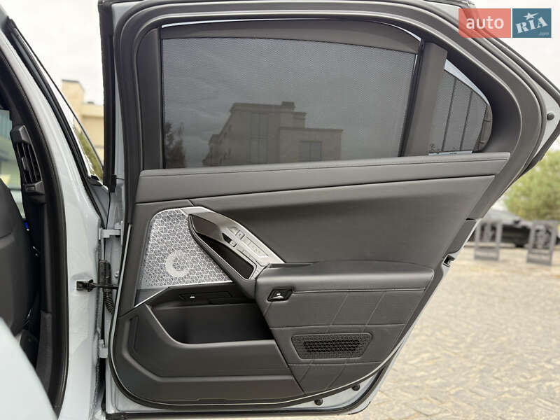 Седан BMW 7 Series 2022 в Львове